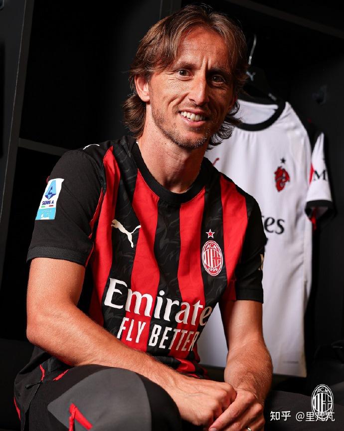 经纪人：卢卡库的比赛影响力依然巨大，本月他就有可能复出