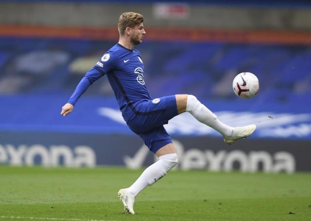 每体：巴萨内部分析过凯恩的情况，双方都不急于采取行动