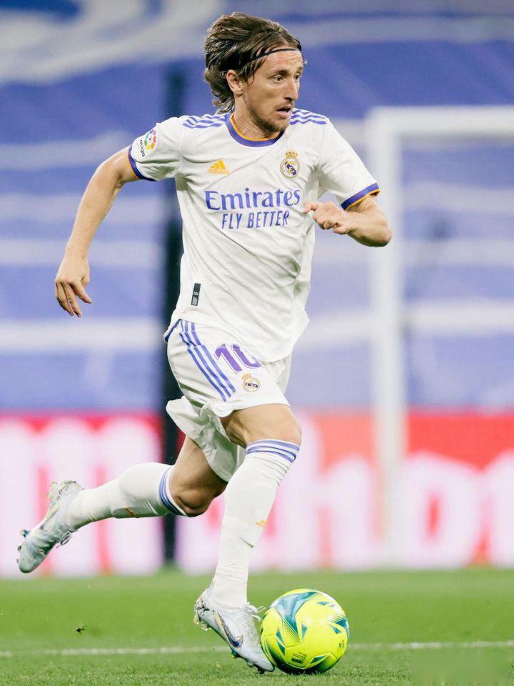 罗马0-1那不勒斯，内雷斯单刀一锤定音