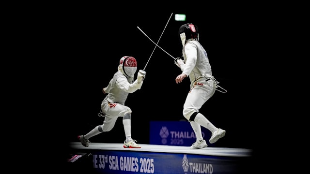 记者：除非大规模卖人，否则曼联不太可能继续追求多纳鲁马