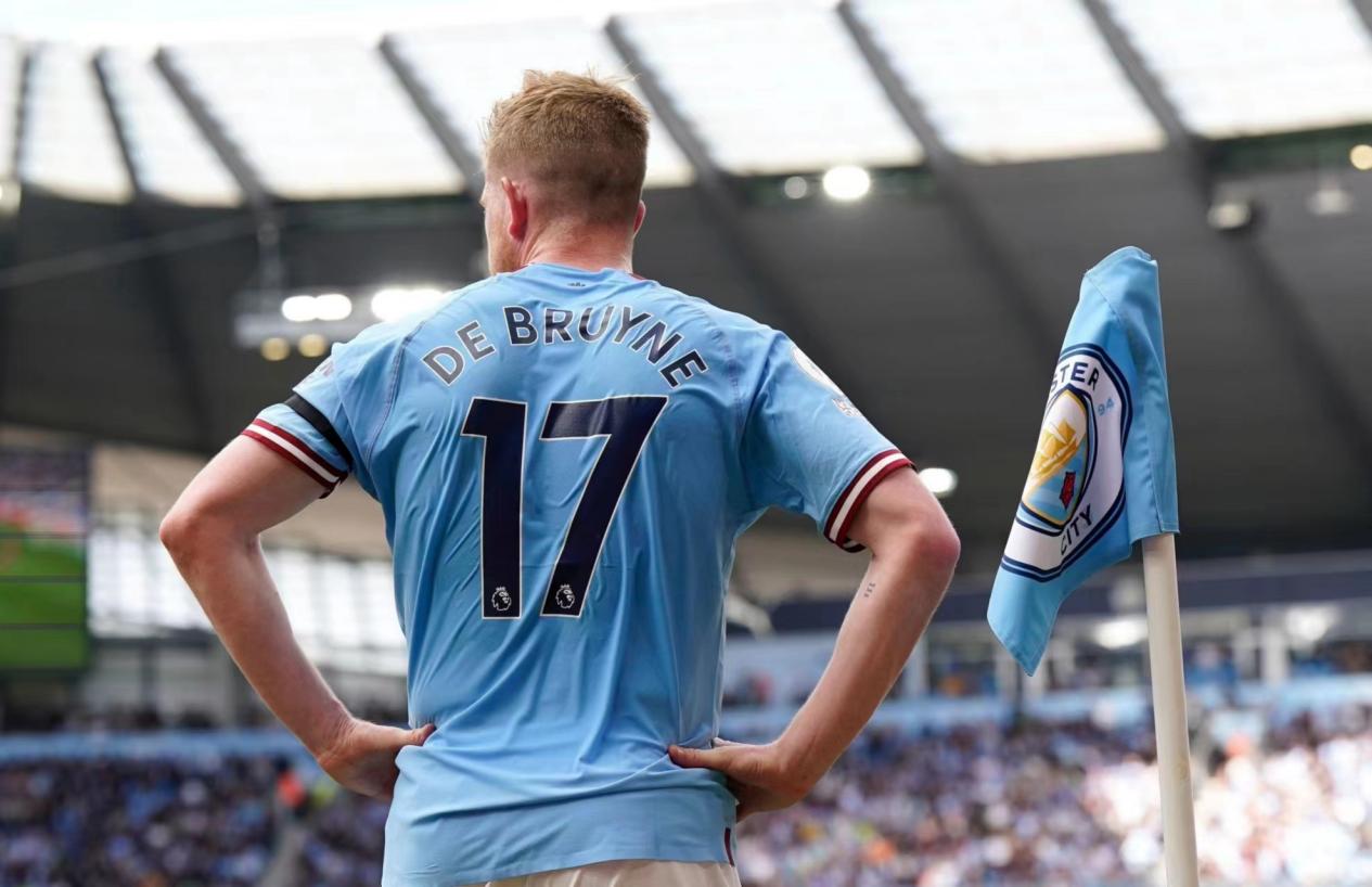 门兴官方：临时主帅波兰斯基转正，合同有效期至2028年