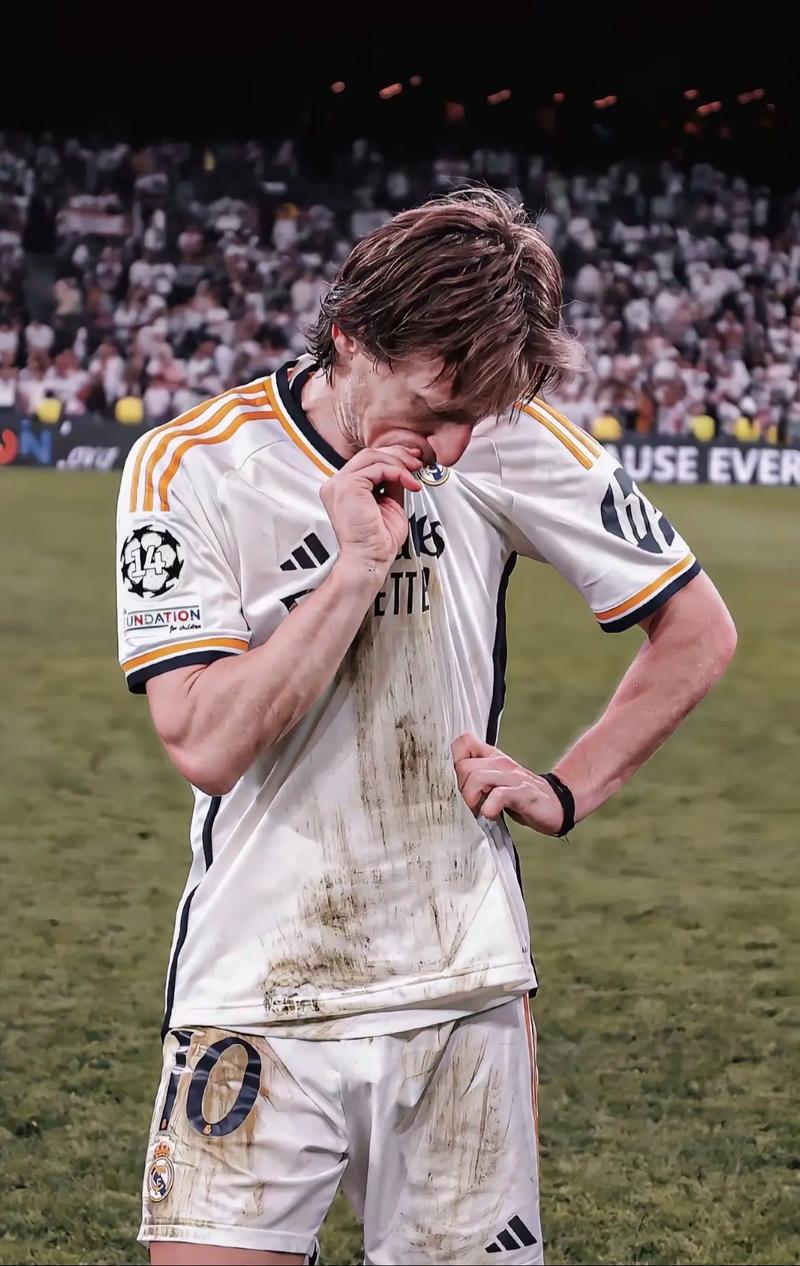 全队第三高！王俊杰两分5中4得9分终结3连败 赵维伦第7场被DNP