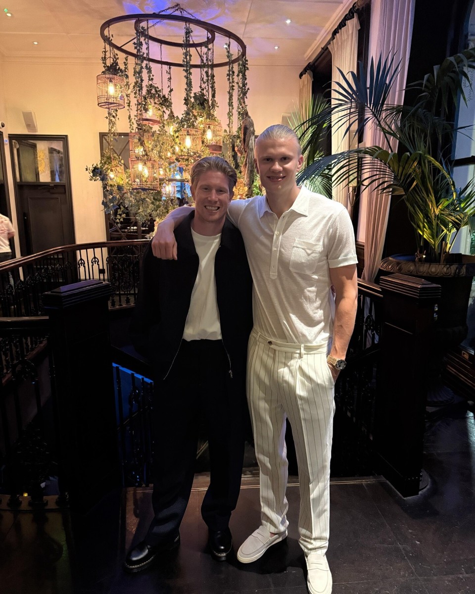 ESPN：奥斯卡曾短暂失去意识，目前正在ICU接受检查